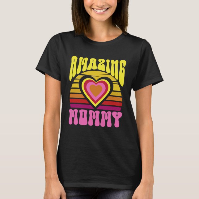 Amazing Mommy Cute Sunset Hearts Mother s Day Retr T Shirt (Framsida)
