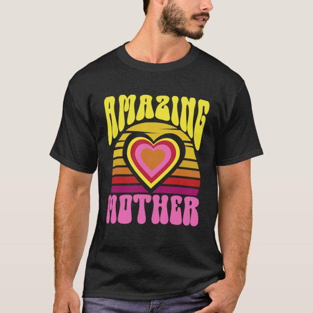Amazing Mother Cute Sunset Hearts Mother s Day Ret T Shirt (Framsida)