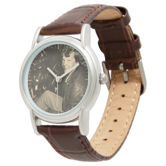 Amelia Earhart Flygplanscockpit Foto 1937 Kvinnor Armbandsur (Vinklad)