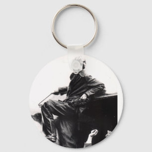 Amelia Earhart Nyckelring
