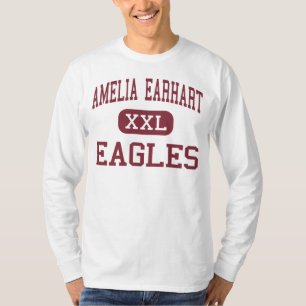 Amelia Earhart - örnar - mittet - flodstrand Tee Shirt