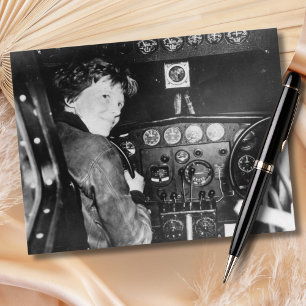 Amelia Earhart svart-vit foto flygteknik vintage Vykort