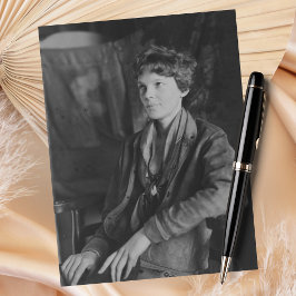Amelia Earhart Svart Vitt Foto Flyg Vintage Vykort