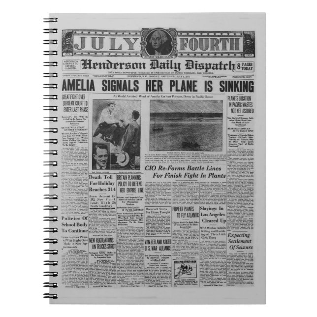 Amelia Earhart Vintage Newspaper Anteckningsbok (Framsidan)