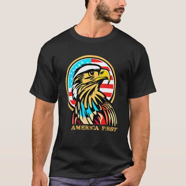 America First Patriotic Eagle Illustration 4th of  T Shirt (Framsida)