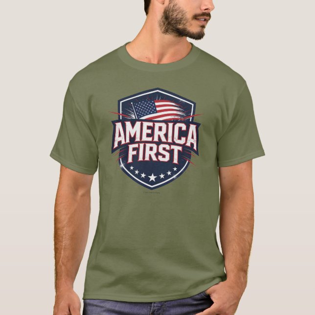 America First - T-Shirt (Framsida)