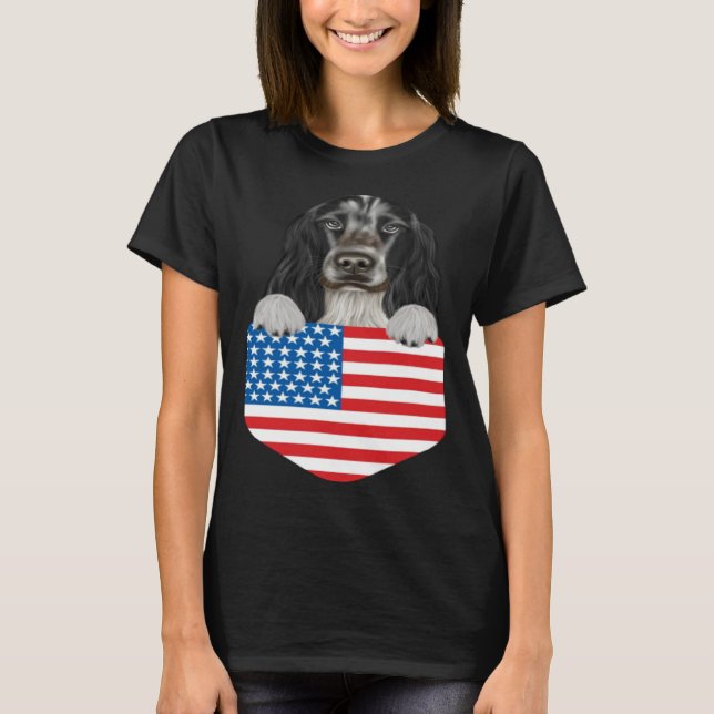 America Flag English Cocker Spaniel Dog In Pocket T Shirt (Framsida)