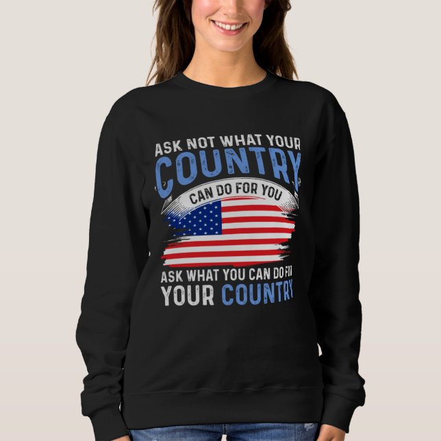 America Patriotic  Ask Not What Your Country Can D T Shirt (Framsida)