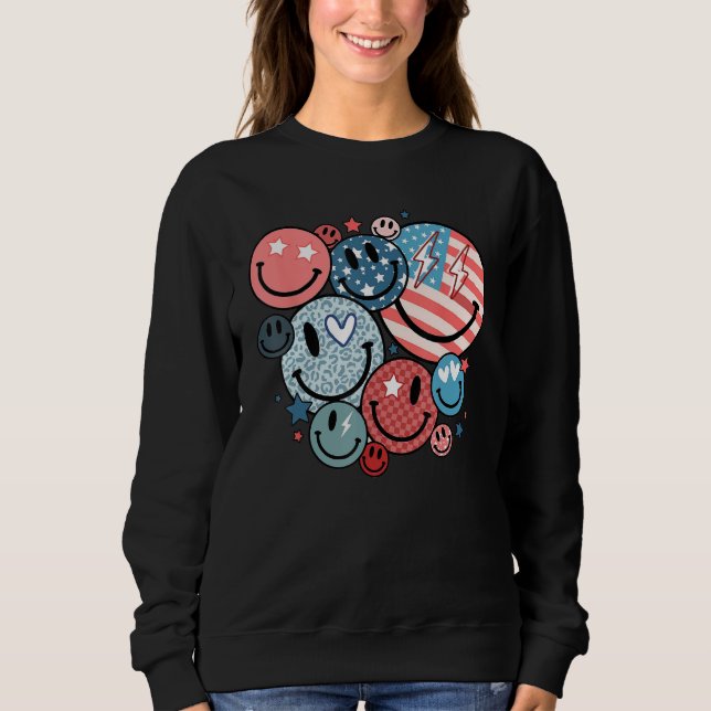 America Vibes Happy Face Smile Flower American 4th T Shirt (Framsida)