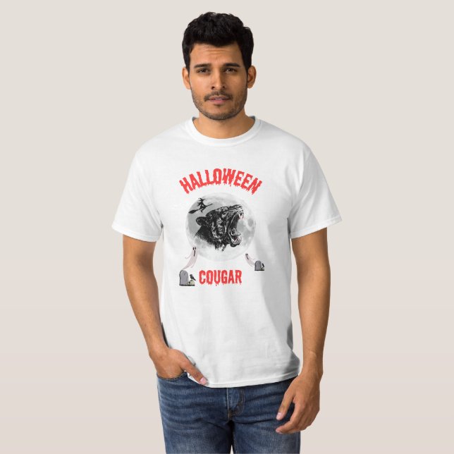 american cougar on halloween night with crows t shirt (Hel framsida)