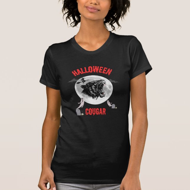 american cougar on halloween night with crows t shirt (Framsida)