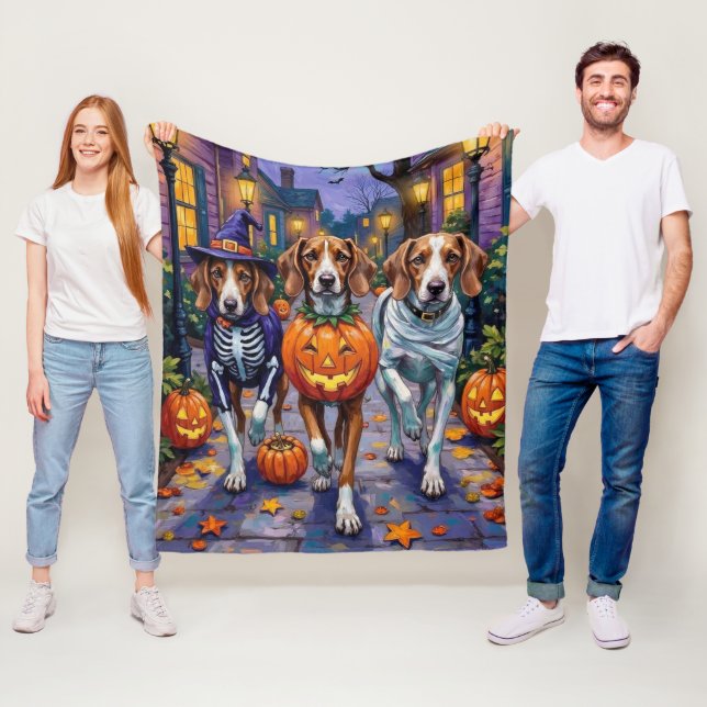 American English Foxhound i Halloween-kostymer Fleecefilt (På plats)
