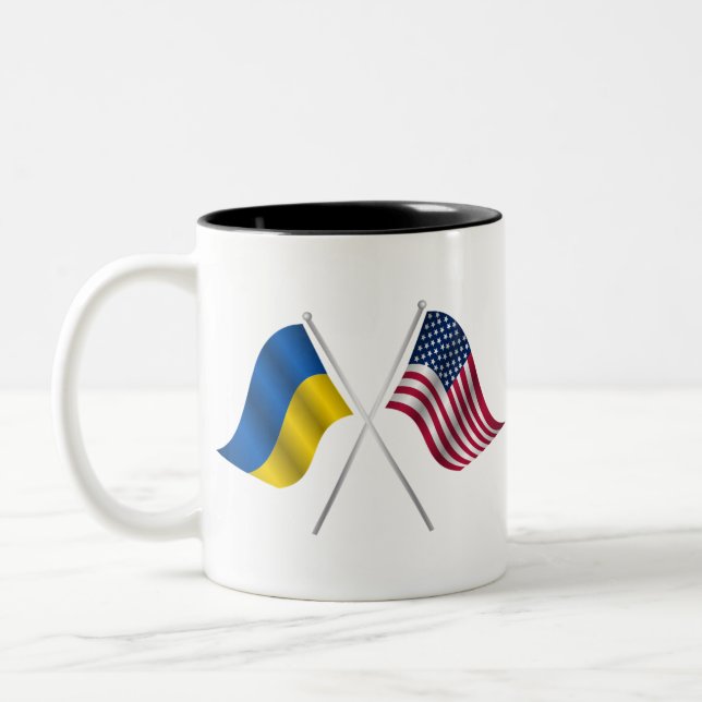 American flag and Ukrainian flag Två-Tonad Mugg (Vänster)