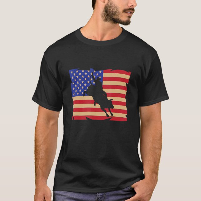 American Flag US Bull Riding Rodeo Bull Rider T Shirt (Framsida)
