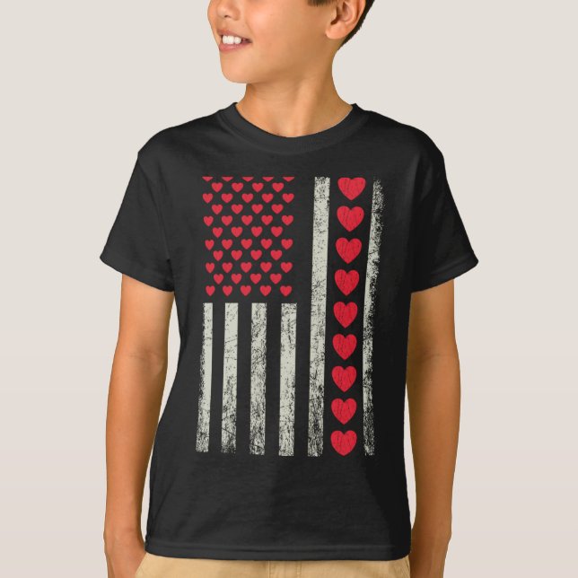 American Flag With Hearts Valentine S Day  T Shirt (Framsida)