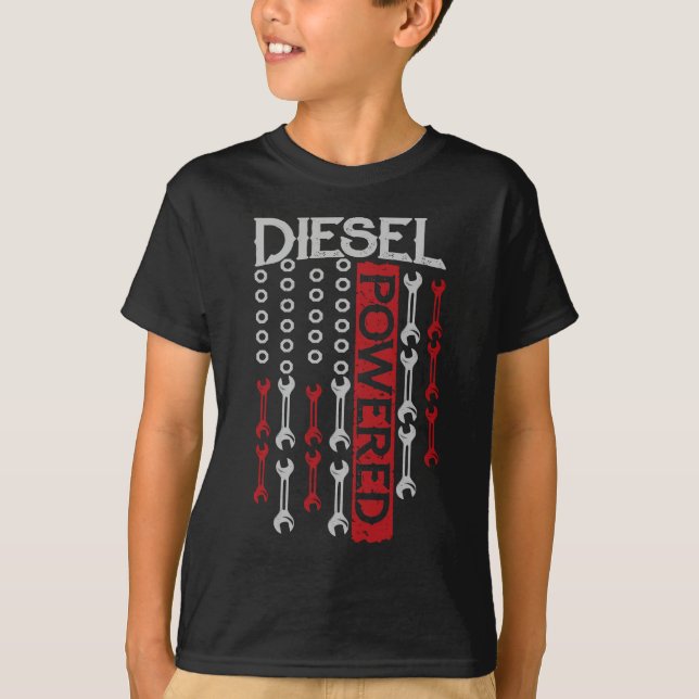 American Flag Wrench Diesel Powered Engine T Shirt (Framsida)