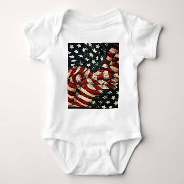 American Flagga-Camouflage by Shirley Taylor T-shirt (Framsida)