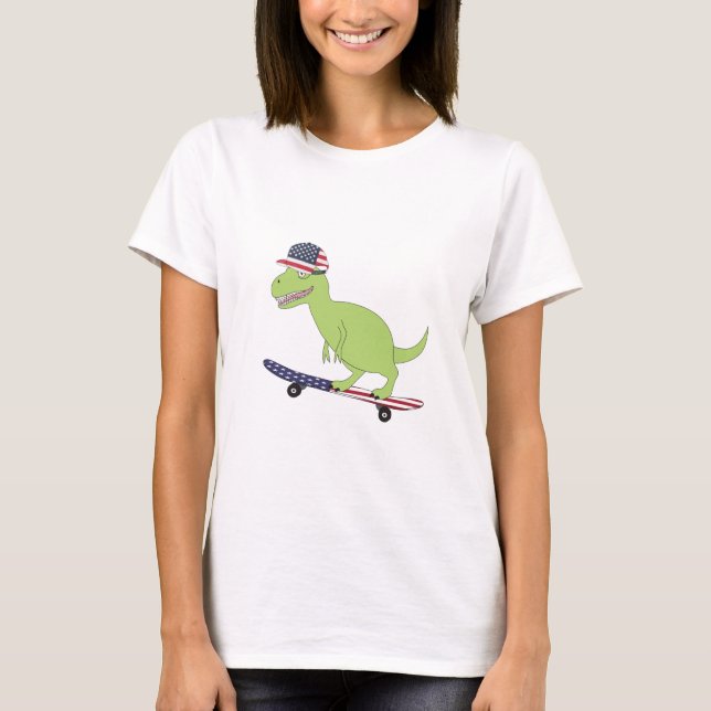 American Flagga Dinosaur Skateboarding T Shirt (Framsida)