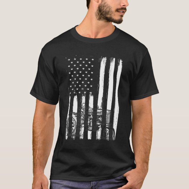 American Flagga Farm Tractor Patriotic US Farming T Shirt (Framsida)