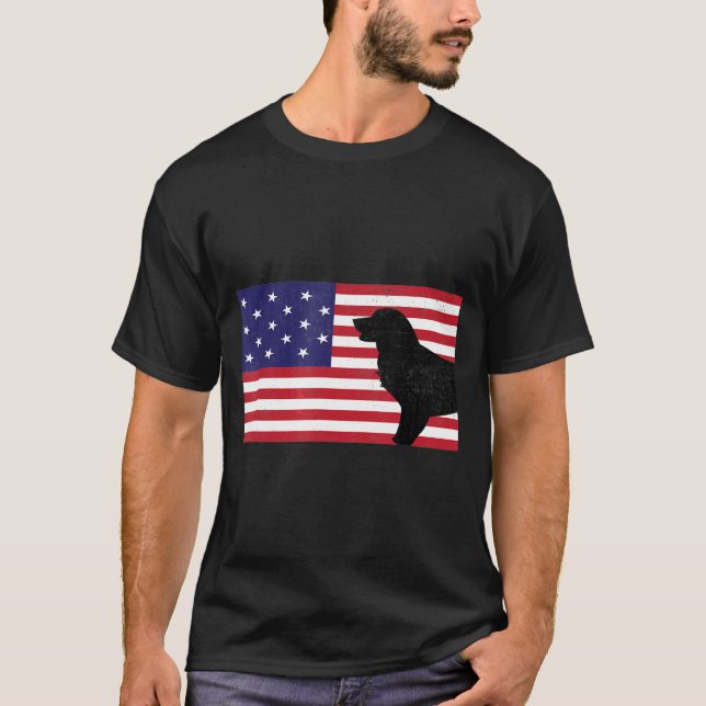 American Flagga Golden Retriever-Patriotic Flagga T Shirt (Framsida)