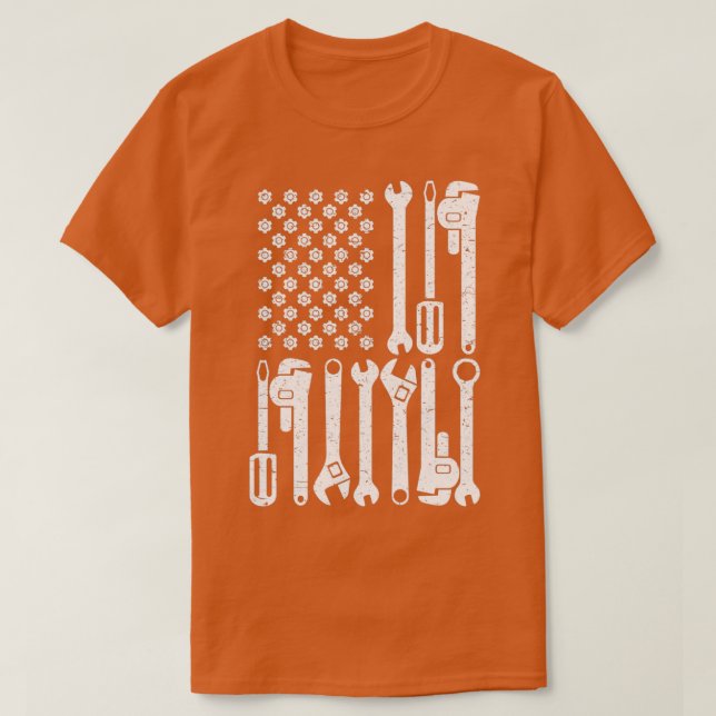 American Flagga Mechanic Wrench Patriotic Auto Tec T Shirt (Design framsida)