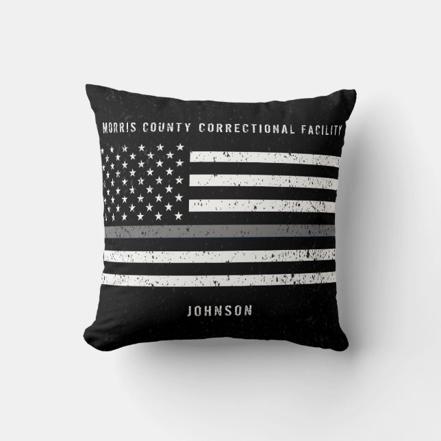 American Flagga Thin Grått Line Distress Namn Kudde (Framsida)