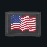 American Flagga Wallet<br><div class="desc">Flagga i Förenade Stater dekorerar denna snyggt plånbok.</div>