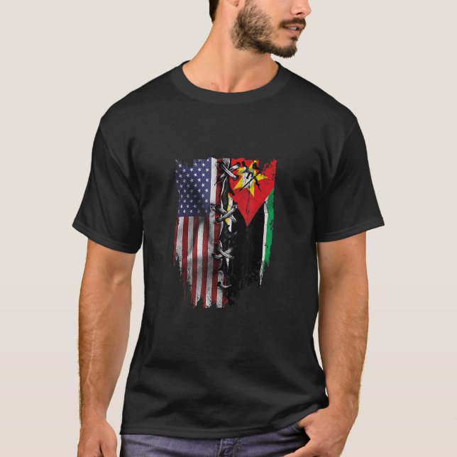 American Grown Mozambican Roots USA Mozambique Fla T Shirt (Framsida)