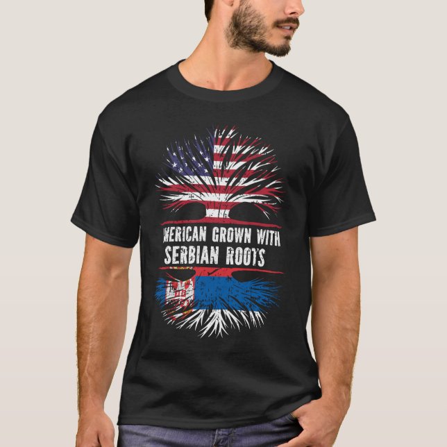 American Grown with Serbian Roots USA flagga T Shirt (Framsida)