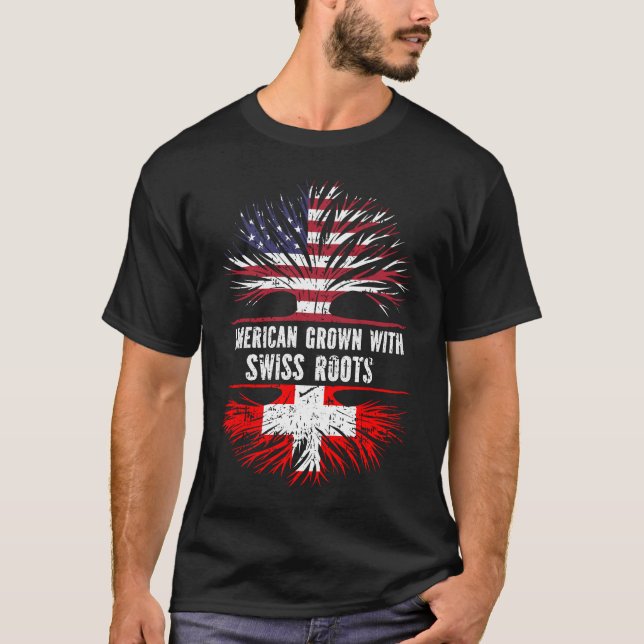 American Grown with Swiss Roots USA flagga T Shirt (Framsida)