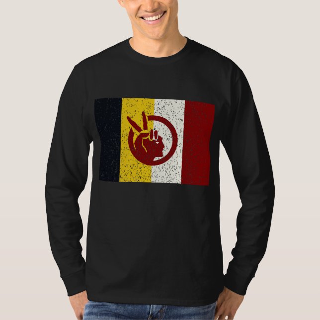 American Indian Movement-flagga T Shirt (Framsida)