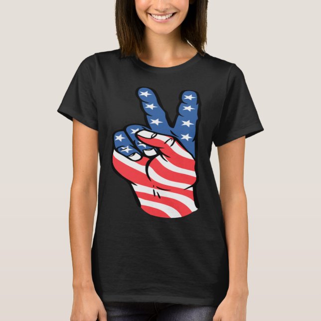 American Peace Flag  Patriotic 4th of July Hand Si T Shirt (Framsida)