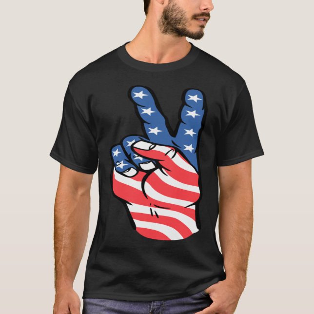 American Peace Flag  Patriotic 4th of July Hand Si T Shirt (Framsida)