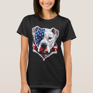 American Pitbull med amerikansk flagga som bakgrun T Shirt