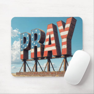 American PRAY Sign på Farmland Musmatta