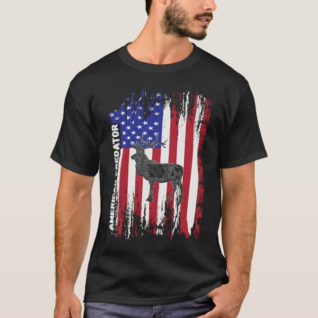 American Predator Patriotic American Flag ELK Hunt T Shirt (Framsida)