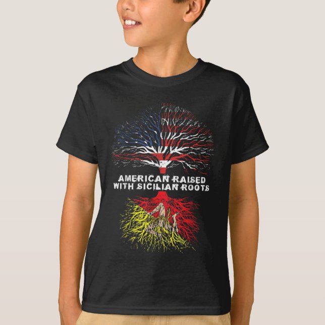 American Razed with Sicilian Roots Sicily T Shirt (Framsida)