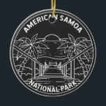 American Samoa National Park Ofu Beach Monoline Julgransprydnad Keramik<br><div class="desc">Amerikansk monolindesign från Samoa. Parken inrättades 1988 och är ett tropiskt regnskogs- och korallrev på öarna i södra centrala Stilla havet i USA:s territorium Samoa.</div>