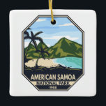 American Samoa National Park Retro Emblem Julgransprydnad Keramik<br><div class="desc">Den amerikanska vektorbilden Samoa är utformad. Parken inrättades 1988 och är ett tropiskt regnskogs- och korallrev på öarna i södra centrala Stilla havet i USA:s territorium Samoa.</div>