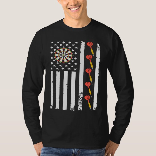 American Sports Darts Flag Athletic Throwing Game  T Shirt (Framsida)