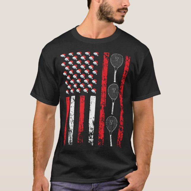 American Sports Flag Christmas Tennis Racket Athle T Shirt (Framsida)