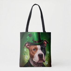 American Stafford hund i St. Patrick's Day Tygkasse