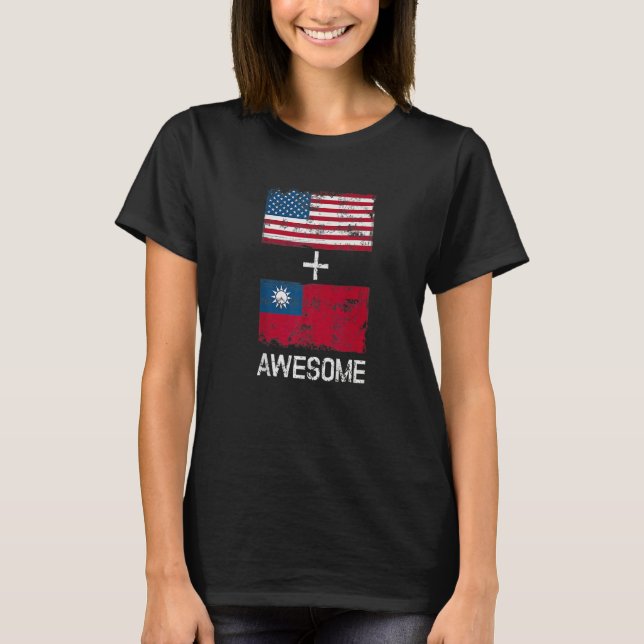 American + Taiwanese Awesome Usa And Taiwan Flags  T Shirt (Framsida)