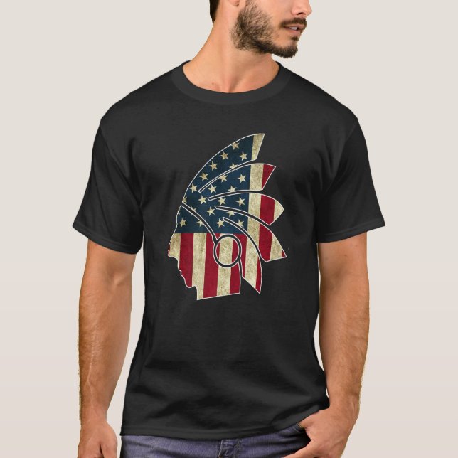 American Tribu Native och US Flagga T Shirt (Framsida)