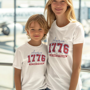 Amerika 1776 250 år av frihet Juli 2026 T Shirt
