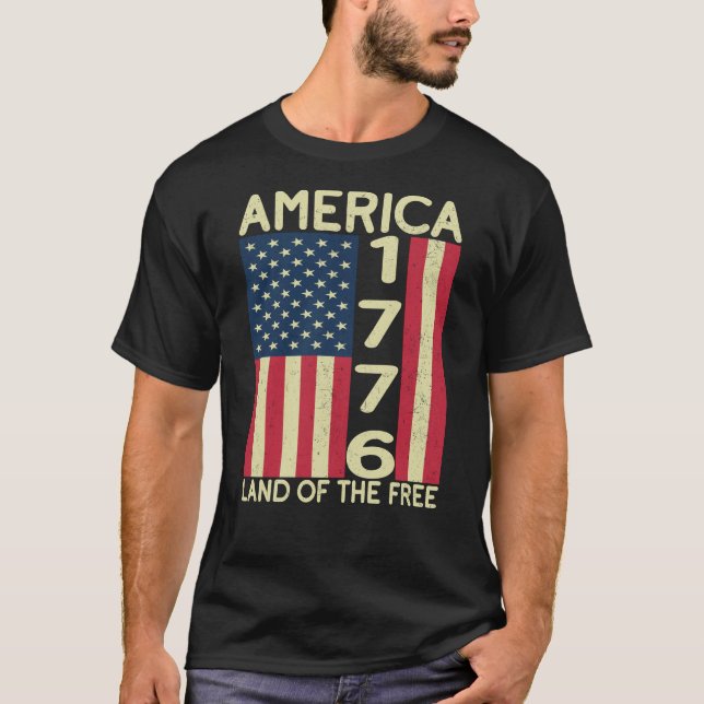 Amerika 1776 Land i det fria USA flagga 4 juli T Shirt (Framsida)