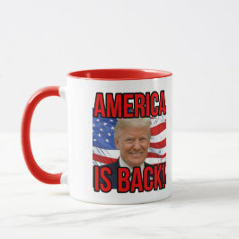 Amerika är Back Donald Trump American Flagga SOTU Mugg