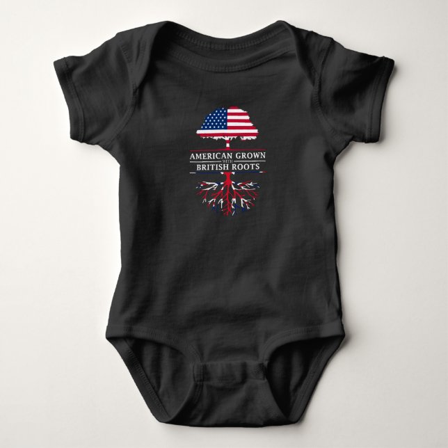 Amerikanen som är fullvuxen med britt, rotar   t shirt (Framsida)