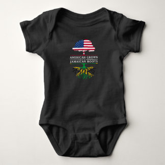 Amerikanen som är fullvuxen med jamaikan, rotar t shirt