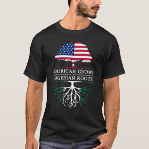 Amerikanen som är fullvuxen med nigerianskt, rota t shirt